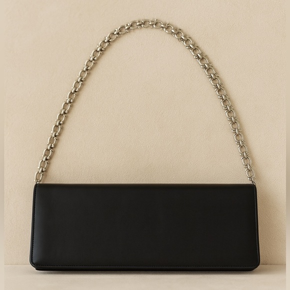 🖤Salvatore Ferragamo Gancini Clip Black Leather Clutch with Chain Strap - Picture 1 of 8